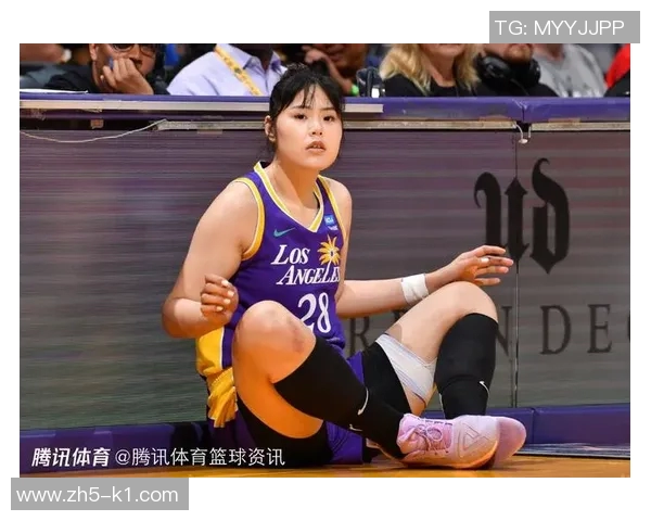 李月汝首秀表现不俗但风暴遭遇水星22分惨败开启新赛季挑战